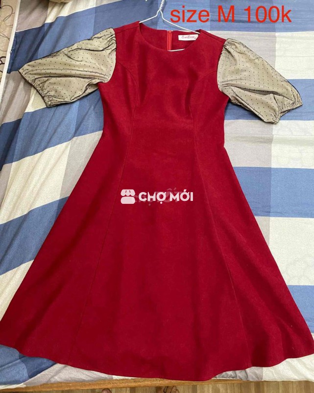 Váy nữ màu đỏ size M