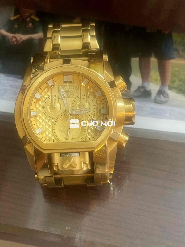 đồng hồ nam chính hãng không một vết xước