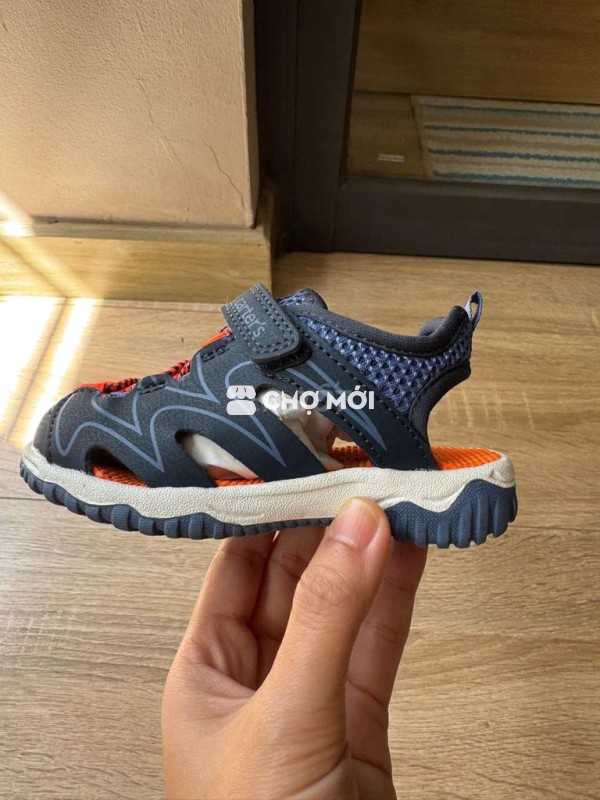 Giày Carter's Mỹ New 100% cho em bé 13cm