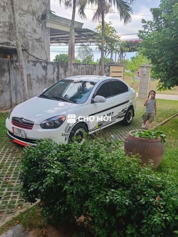 Hyundai Verna 2008 Trắng Số sàn