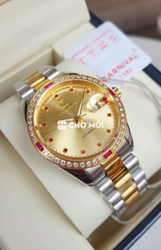 Đồng Hồ Cơ Carnival Thép Đúc Bọc Vàng Đính Đá