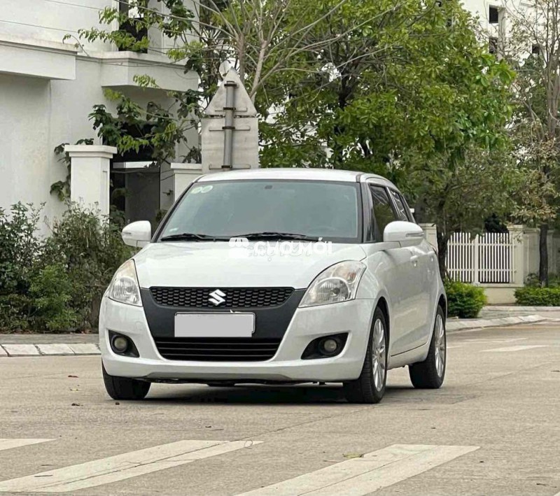 Suzuki Swift 1.4 AT sản xuất 2015 cực chất