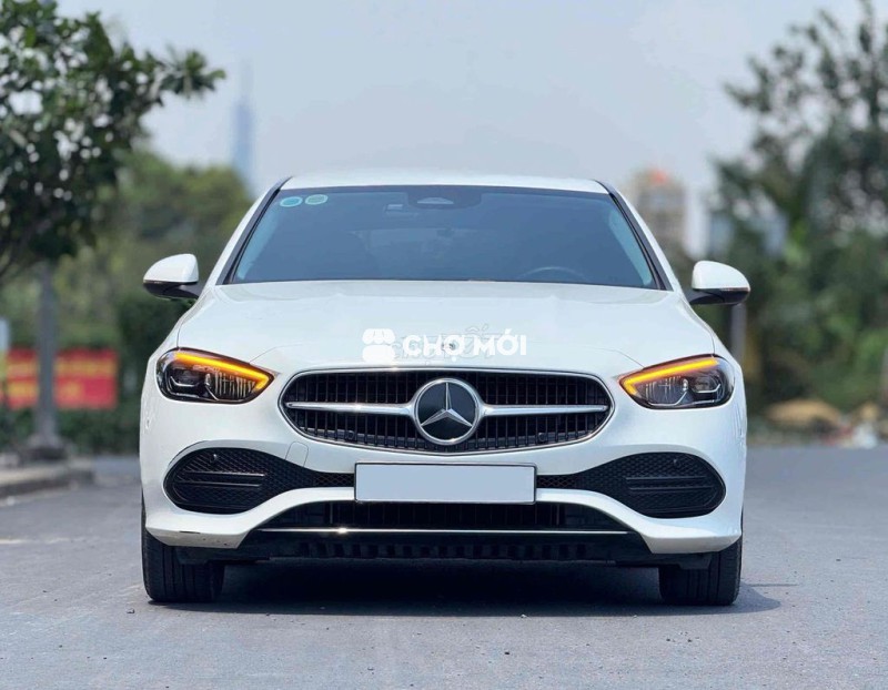 Mercedes C200 Avantgarde V1 2024 Lướt 11.000km
