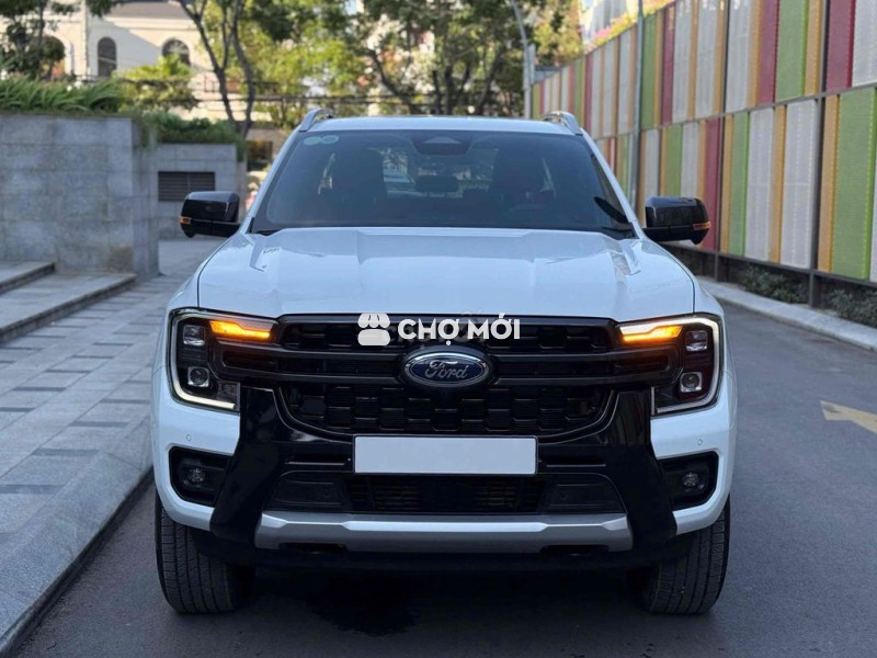 Ford Ranger Wildtrak 2025 Siu Lướt 6.000km