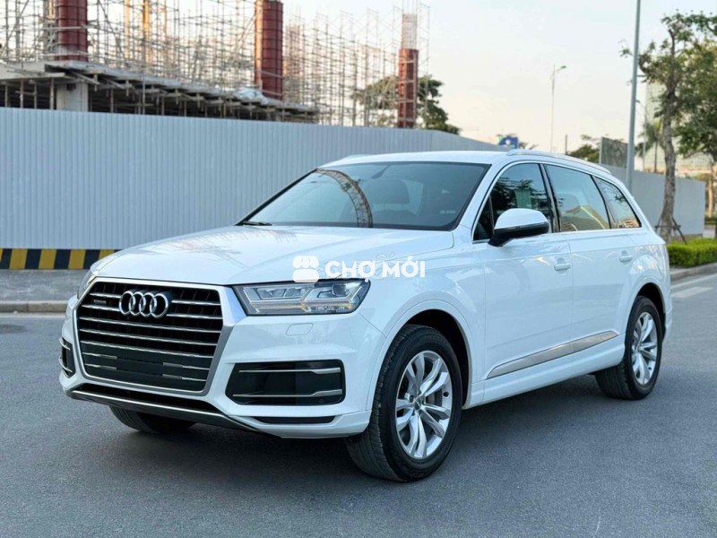 Audi Q7 2018 2.0 TFSI chạy 9v km. 1 chủ, siêu mới