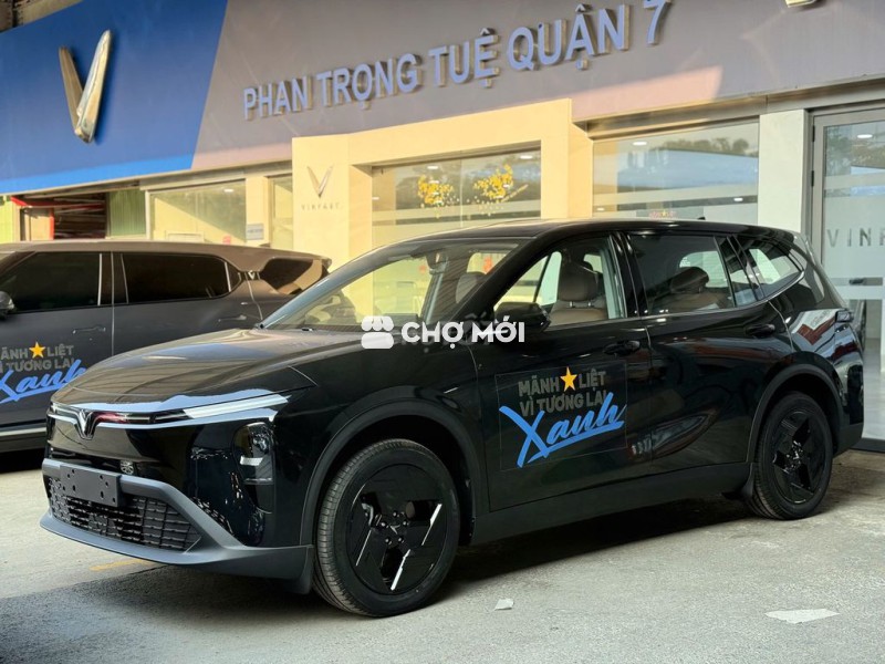 Xe điện VinFast Limo Green Đen