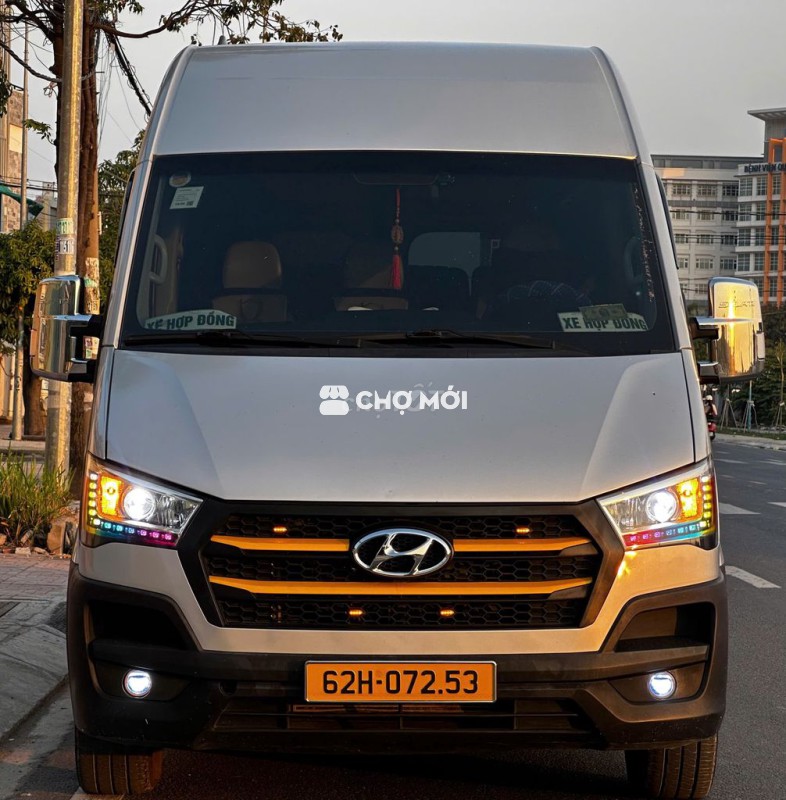 Hyundai Solati 16 chỗ 2019