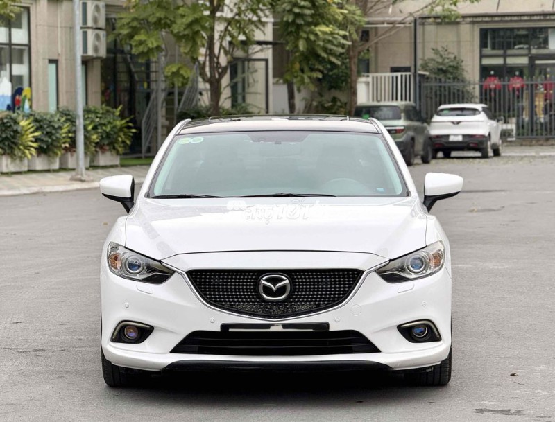 Mazda 6 2.5 AT 2015