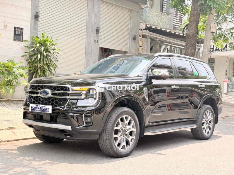 ✅Everest Titanium 4x4 2024- 29000km- Bản Đủ Option