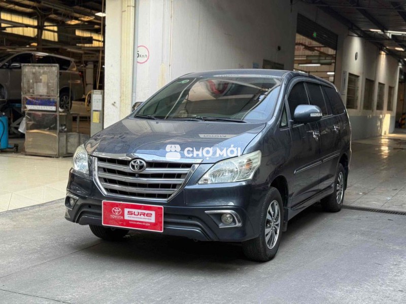 Innova 2.0V 2015 xe gia đình đi ít (GIÁ CÒN GIẢM)
