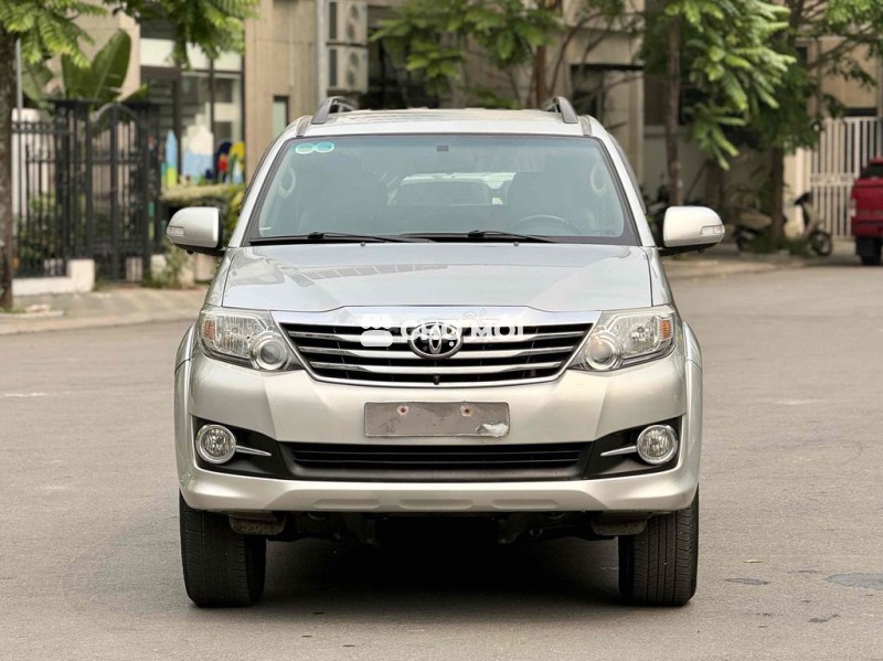 Toyota Fortuner 2.7V 4x2 AT 2016