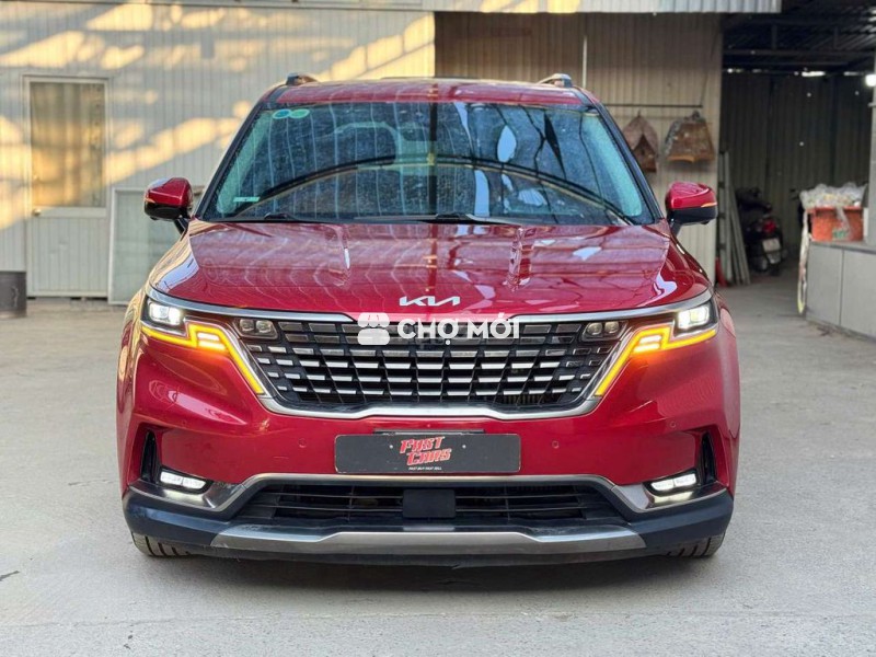 Kia Carnival 2022 2.2D Signature,màu đỏ, 5v8km