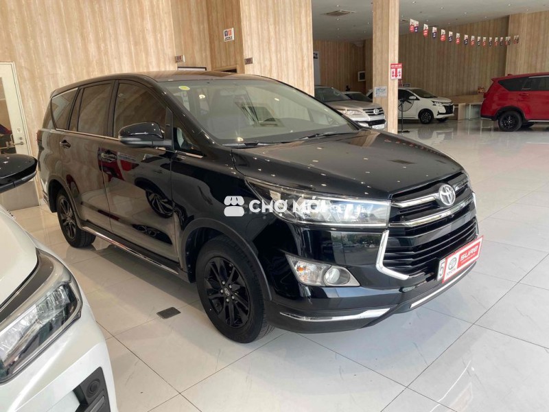 Toyota Innova Venturer 2018 Đen