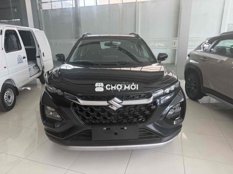 Suzuki Fronx 2025 xã hàng trả trước 100tr lăn bánh