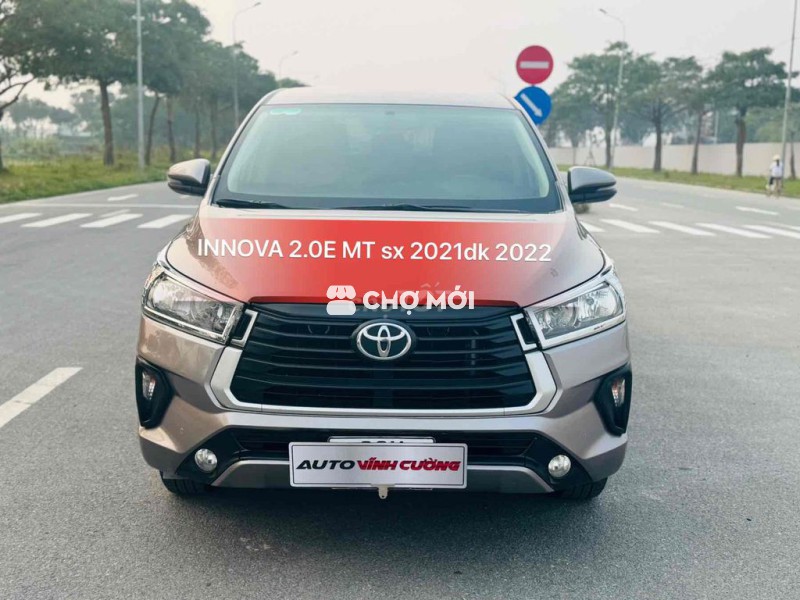 TOYOTA INNOVA 2.0E MT sx 2021 dk 2022