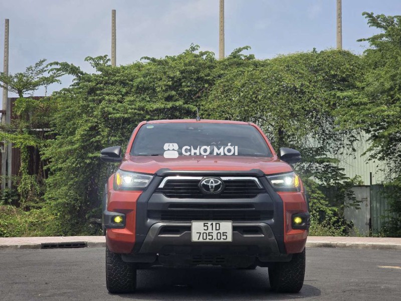 TOYOTA HILUX 2.8G 2021 AT 2 CẦU ADVENTURE 78000KM