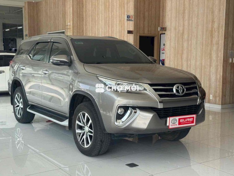 Toyota Fortuner 2019 2.7V 4x4 AT 64.000km