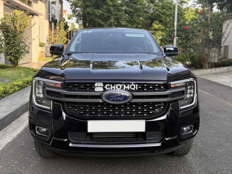 Ford Ranger XLS 2.0L 4x2 AT 2023 Lướt 14.000km