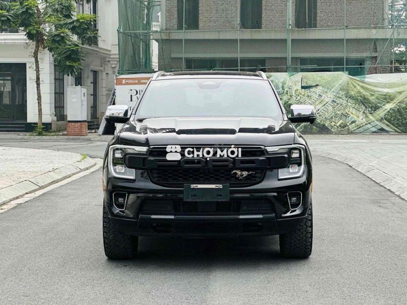 Ford Everest Titanium 2.0L 4x4 AT sản xuất 2022