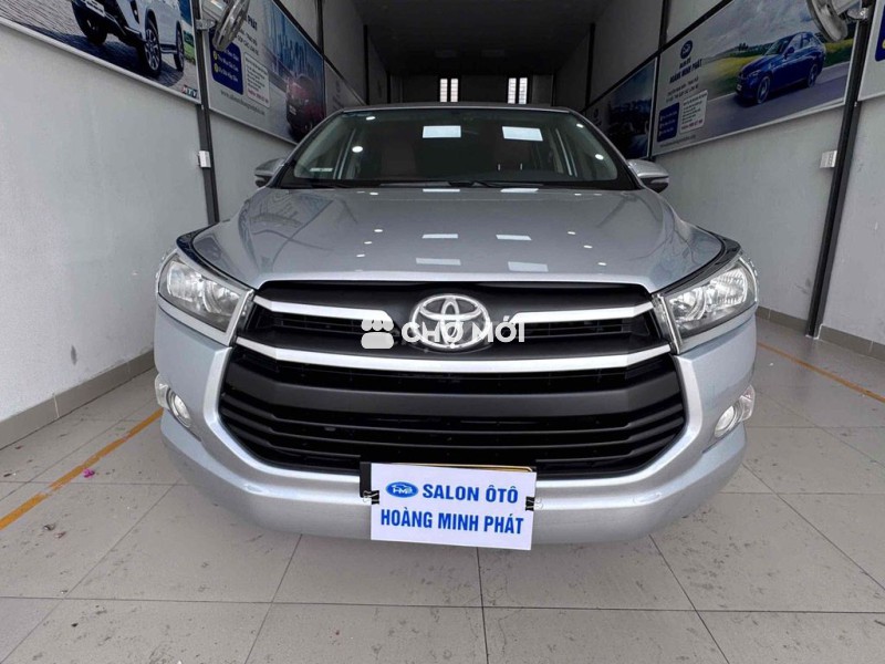 Toyota Innova E 2020 số sàn