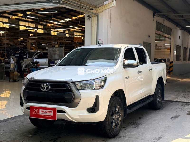 Hilux 2021 2.4E 4x2 AT -ODO 73.609km - Hỗ Trợ Bank