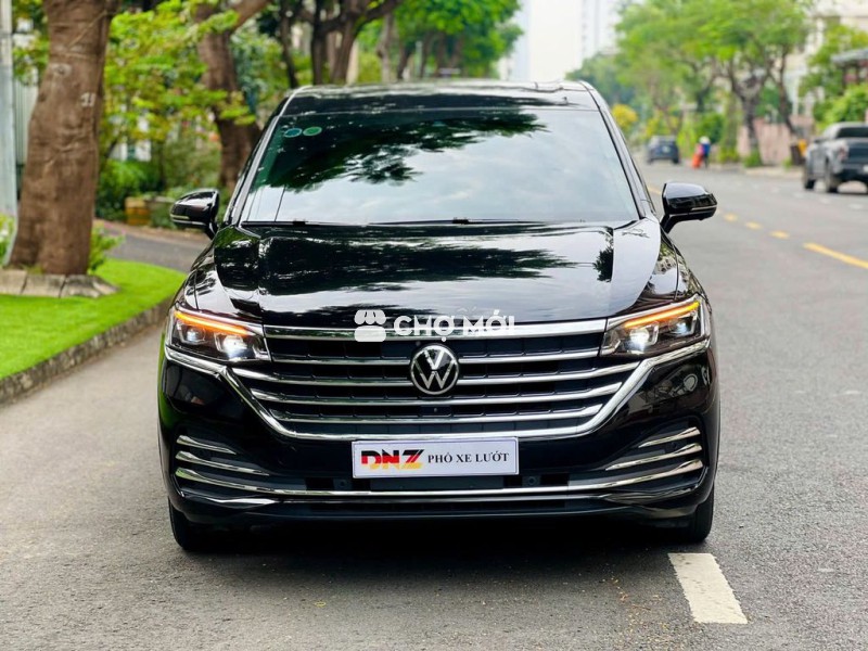 Volkswagen Viloran Luxury Model 2025