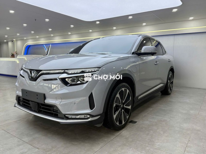 VF8 MÀU XÁM ĐẶC BIỆT HÀNG SẴN KHÔNG NHIỀU-VAY 90%