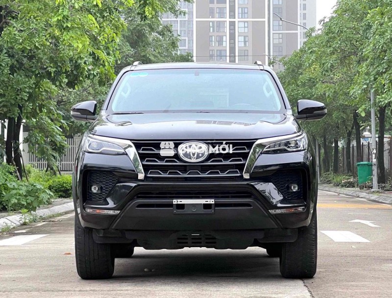 Toyota Fortuner 2.4L 4x2 AT sản xuất 2022