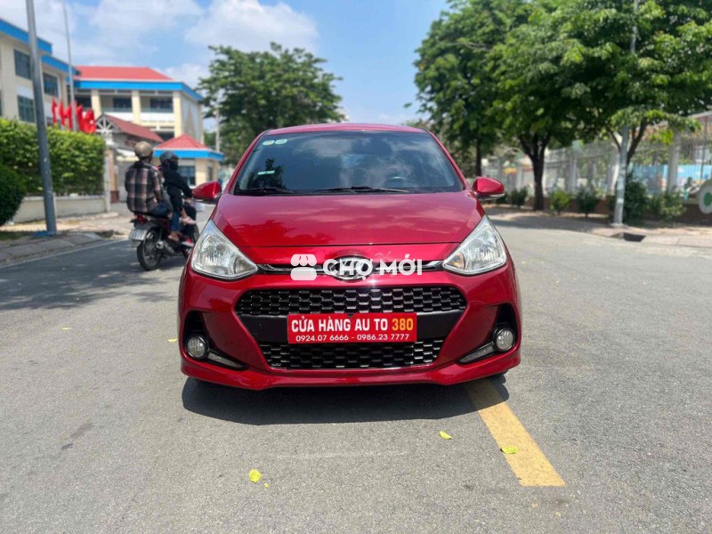 Hyundai Grand i10 2017 1.0 AT -