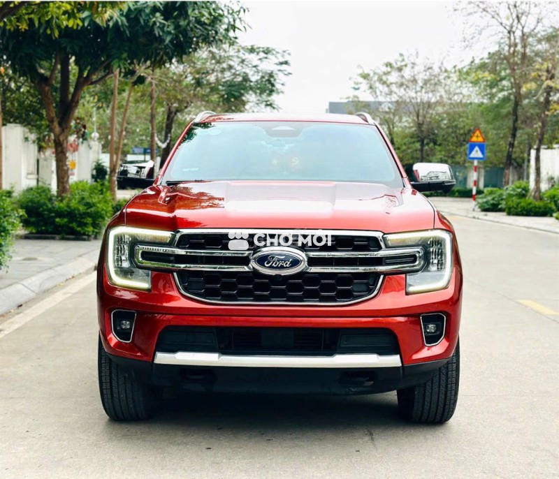 Ford Everest Titanium 4x2 2023 Đỏ
