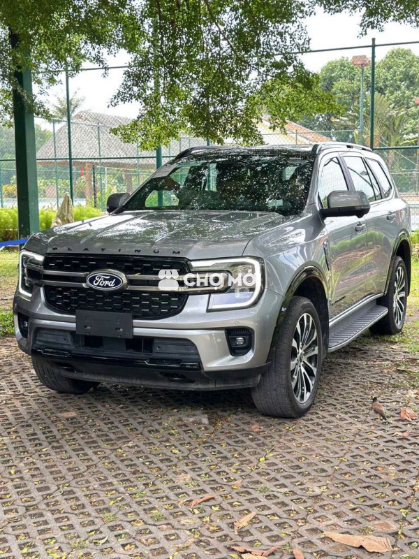 Ford Everest Platinum 2.3L