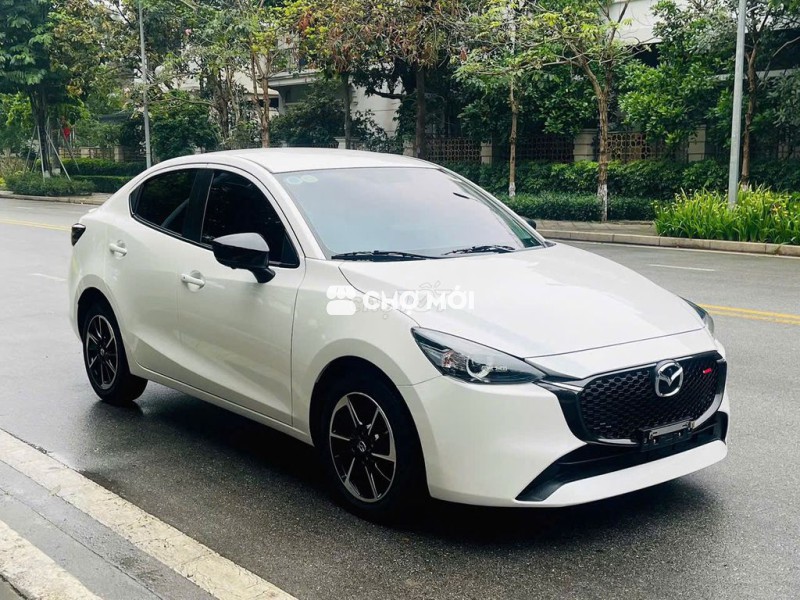 Mazda 2 Premium 2024 1.5 AT 23000 km