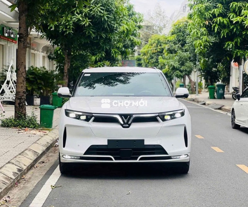 Xe điện VinFast VF9 HỖ TRỢ VAY TRẢ GÓP 100% XE