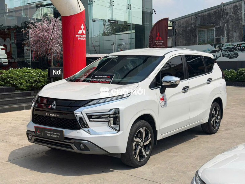 Mitsubishi Xpander Pre 2023 Trắng Lướt 5v