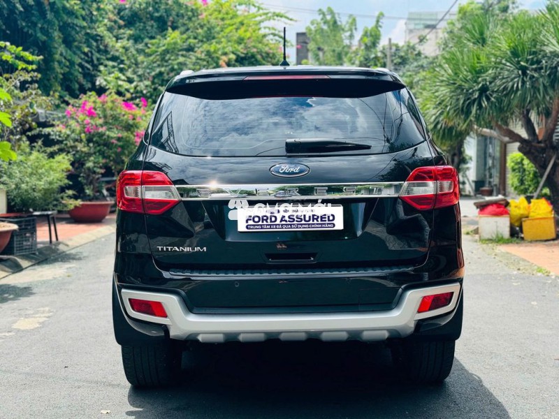 Ford Everest 2019 Titanium bảo hành 2027, vay 75%