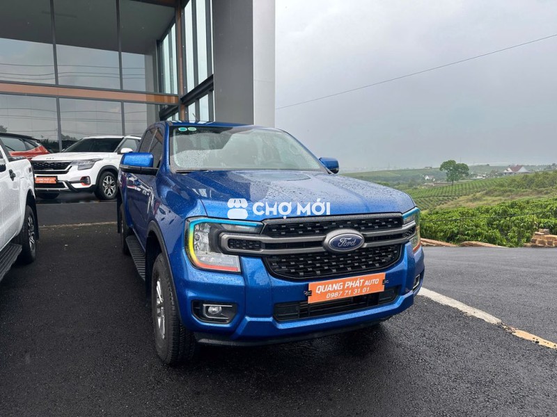 Ford Ranger XLS 2024 4x2 Xanh