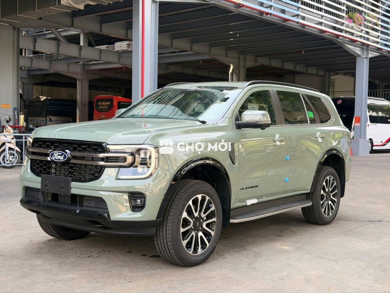 Ford Everest Platinum 2026 Xe Sẵn Giao Ngay