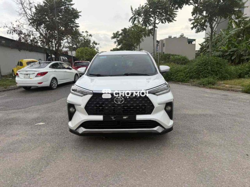 Toyota Veloz Cross 2023