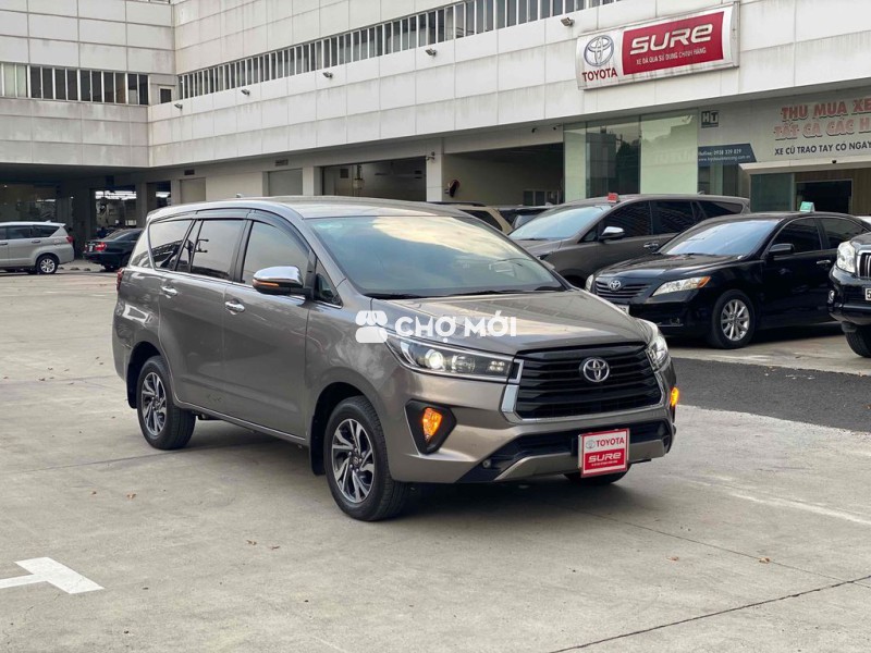 Toyota Innova 2022 2.0G 95.000km Đồng ánh kim