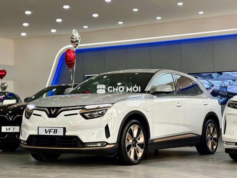 VF8 HỖ TRỢ VAY TỚI 100% - BAO NỢ XẤU