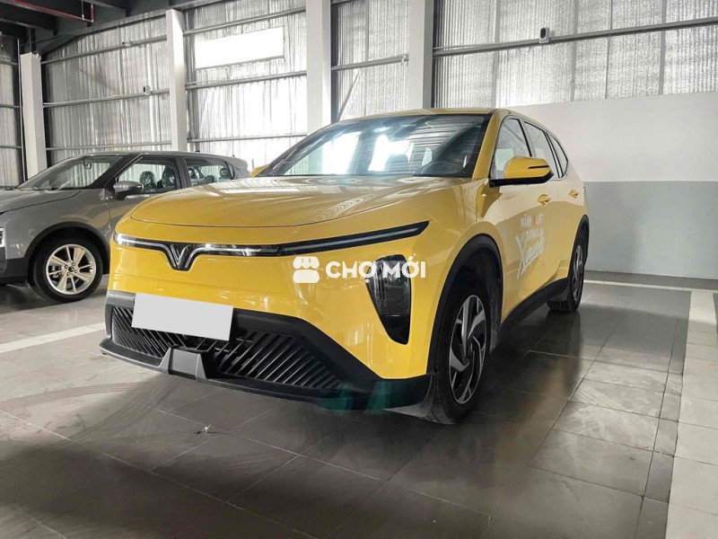 Vinfast Limo Green 2025- Vàng - 1v7km - Mua pin