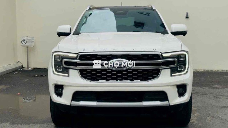 Everest Platinum 2 Cầu Cao Cấp Xe Chuẩn Đẹp