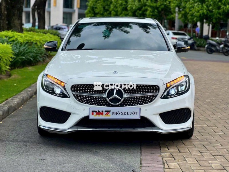 Mercedes C300 AMG Model 2019 - 43000km