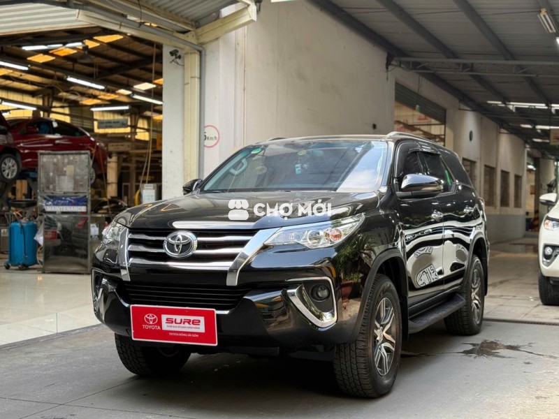 Toyota Fortuner 2020 2.7AT 4x2 Đen - Giá còn Giảm
