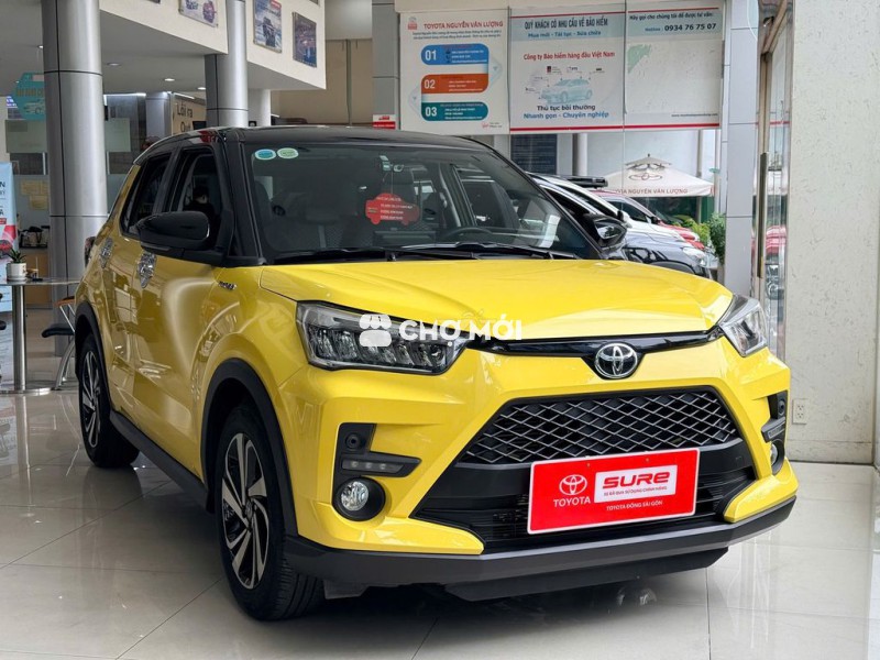 Toyota RAIZE 1.0 Tubor 2024 Vàng Nóc Đen