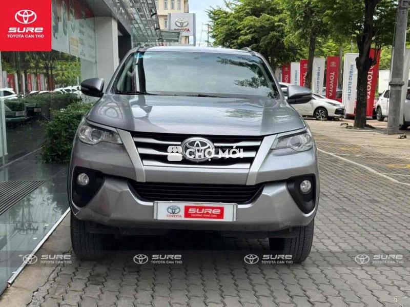 Toyota Fortuner G 4x2 2017 Bạc CHÍNH HÃNG