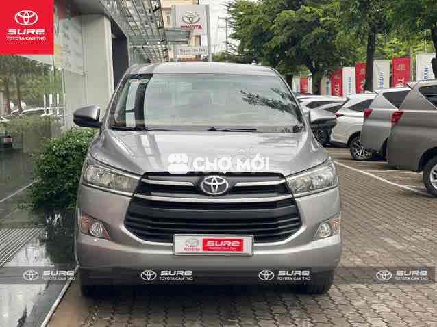 Toyota Innova E 2018 Bạc CHÍNH HÃNG