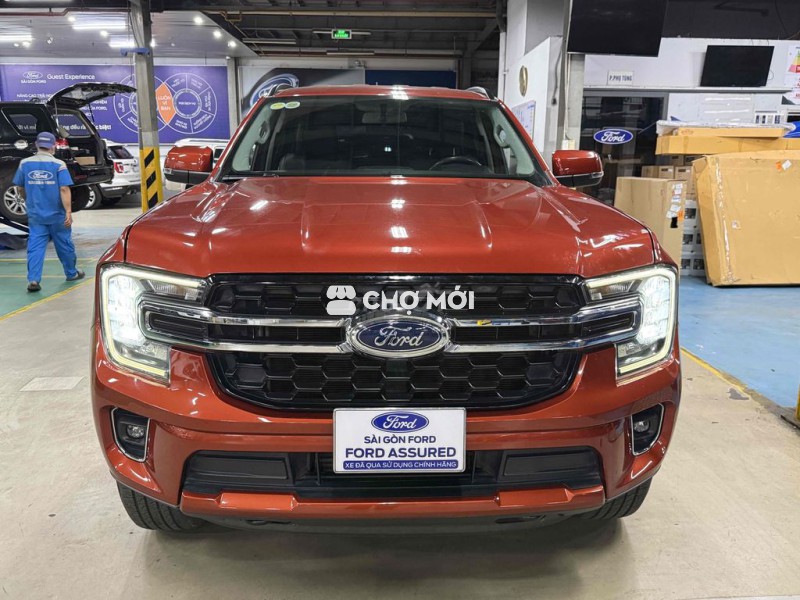 Everest  Ambient Xe Chuẩn Kĩ Đẹp Bán Tại Hãng Ford