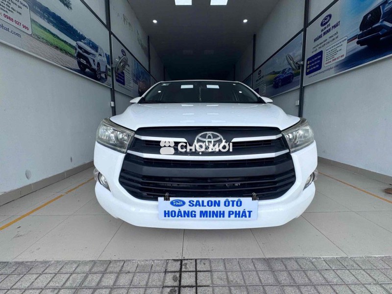 Toyota Innova E 2019 số sàn