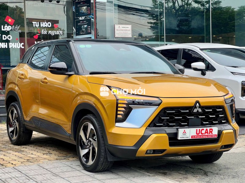 Mitsubishi XFORCE Ultimate 2025 Vàng/Đen